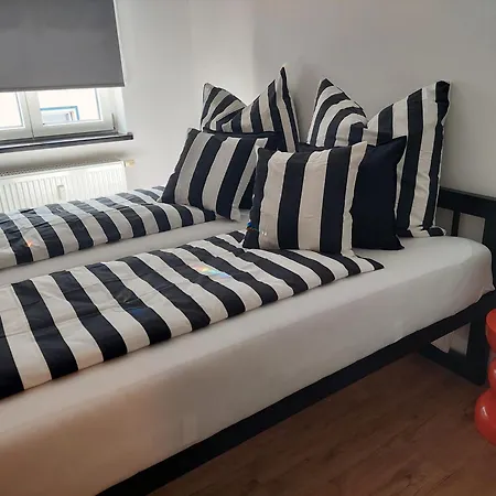 Gluecksschmiede Black & White Апартаменты *