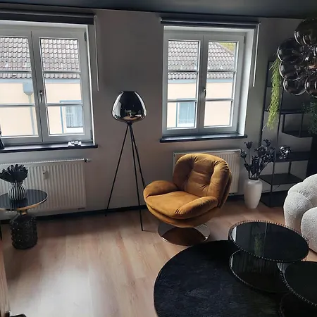 Gluecksschmiede Black & White Апартаменты