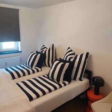 Gluecksschmiede Black & White Апартаменты Пассау